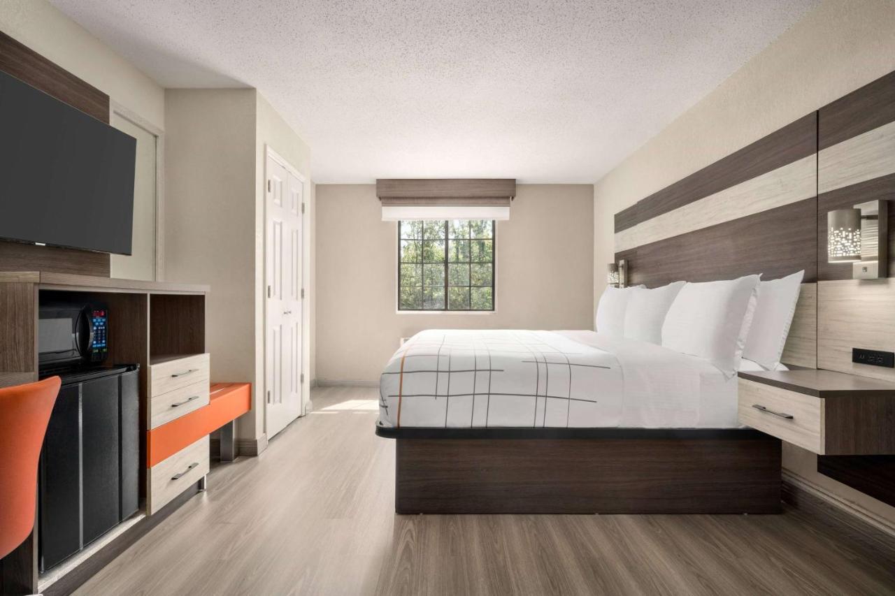 La Quinta Inn Lexington-Horse Park Esterno foto