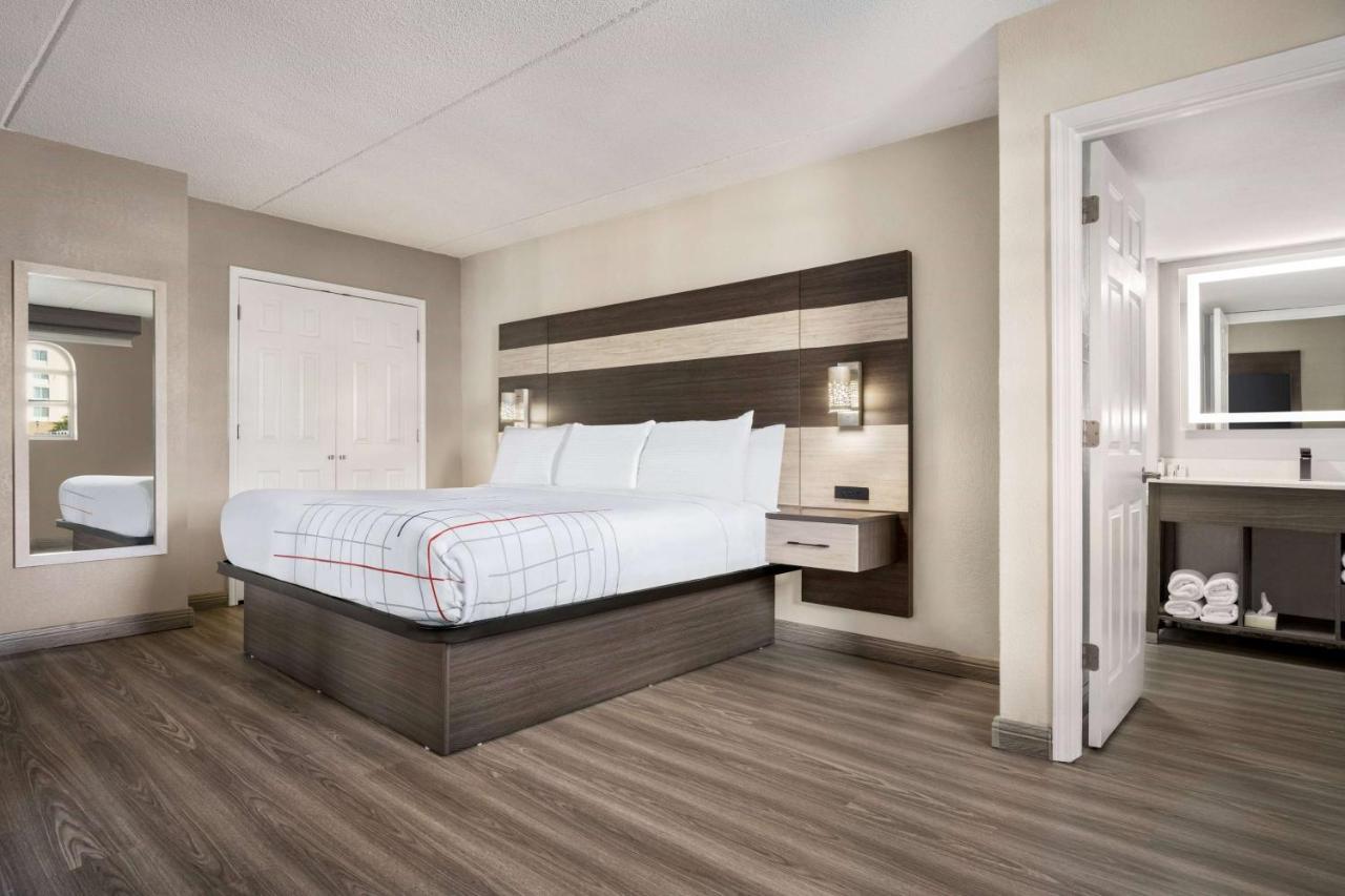 La Quinta Inn Lexington-Horse Park Esterno foto