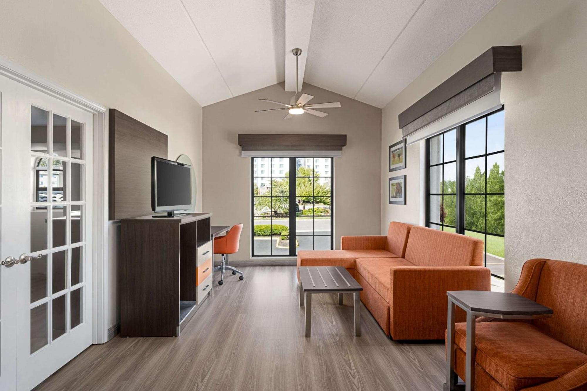 La Quinta Inn Lexington-Horse Park Esterno foto